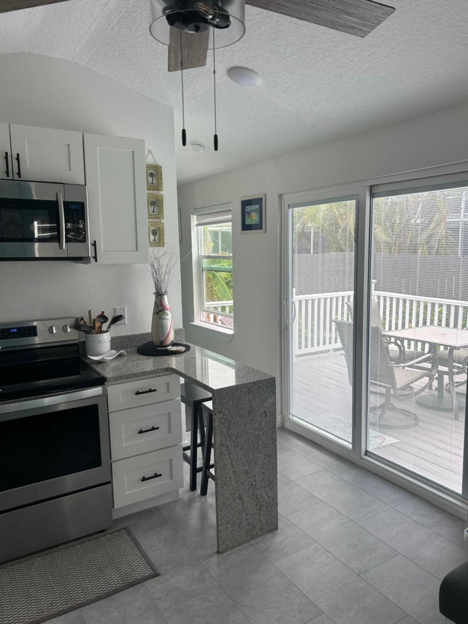 Perfect Getaway-Lovely Cottage House- Near Beaches نوكوميس المظهر الخارجي الصورة